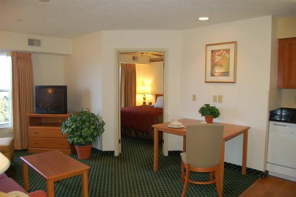Homewood Suites Grand Rapids Pokoj fotografie